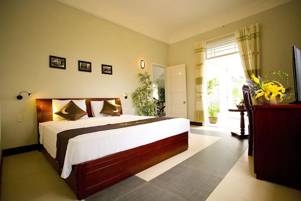 The Moon Villa Hoi An Vietnam